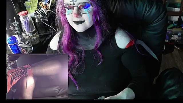 Sinstresshemlock stripchat live cam model