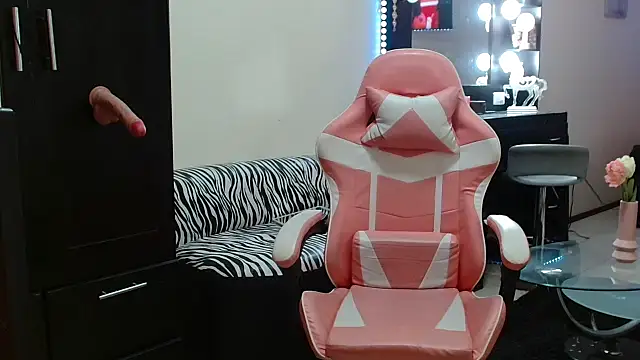 PatriciaBigboobs stripchat live cam model