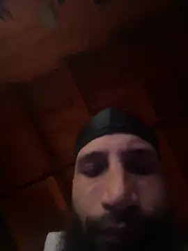 madehercumm stripchat live cam model