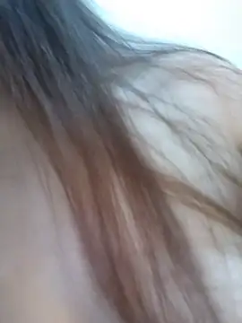YoenLyy stripchat live cam model