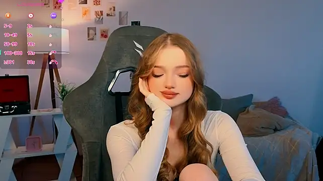 yourflowerqueen stripchat live cam model