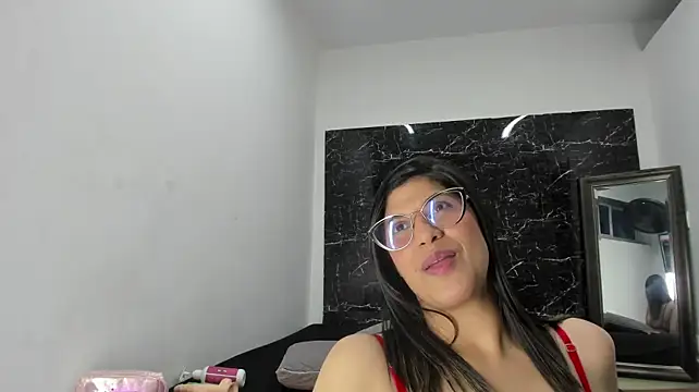 suzan_23 stripchat live cam model