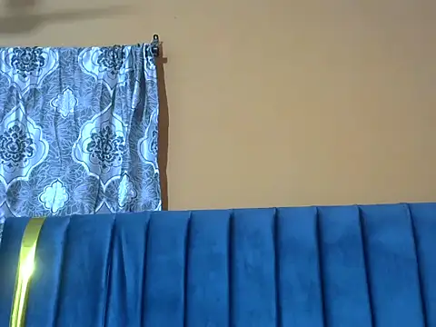 sweet-boob stripchat live cam model