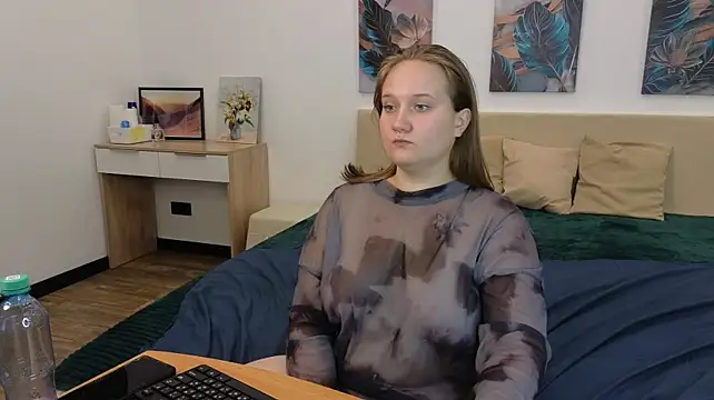 Laminel-Cassia stripchat live cam model