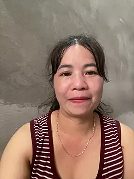 milk_sugar2k stripchat live cam model