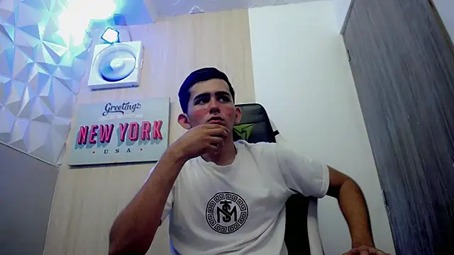 JaxBlue_ stripchat live cam model