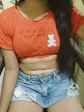 Vanilla_Creamm stripchat live cam model