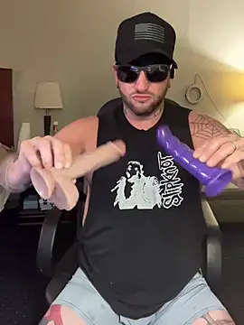 Livingpuddle stripchat live cam model