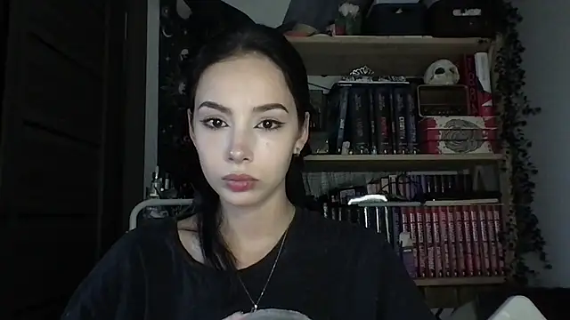 Yuna5343 stripchat live cam model