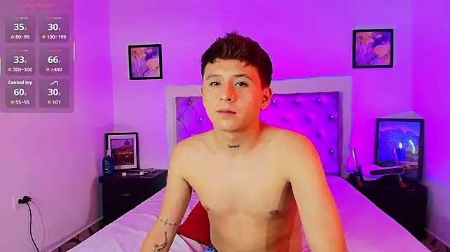 Michael_Lopez_1 stripchat live cam model