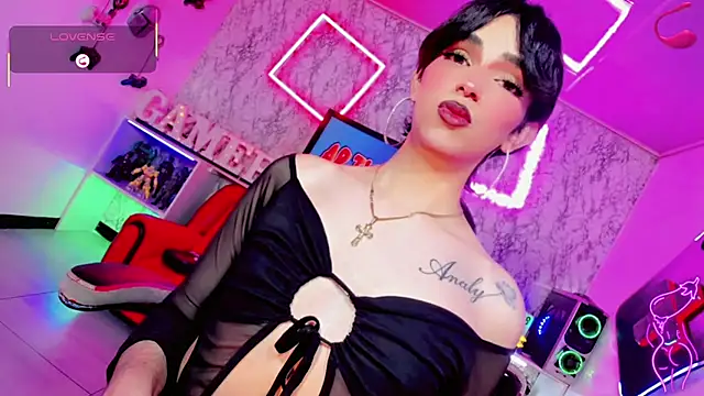 Maddye_Fox stripchat live cam model