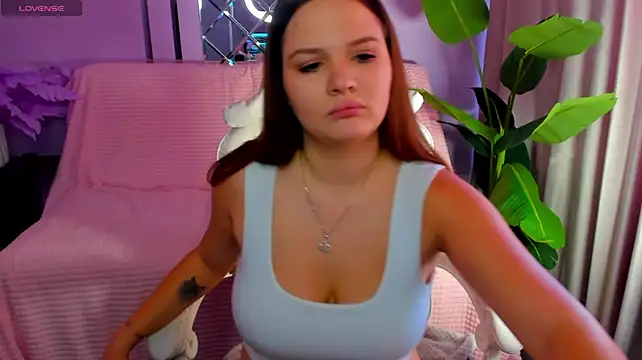 CutieChloee stripchat live cam model