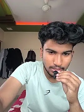 Monsterdick2004 stripchat live cam model