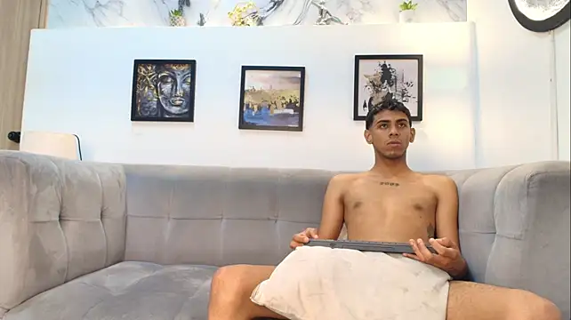 RED_ZONE_BOYS stripchat live cam model
