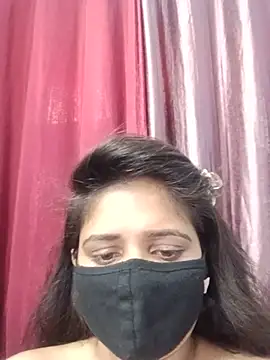 Ruhi_07 stripchat live cam model