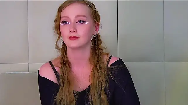 AgataFoxley stripchat live cam model