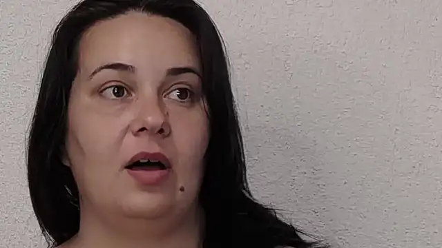 EmilyJenner stripchat live cam model