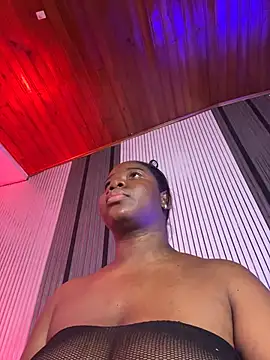 Slave_Ebony stripchat live cam model