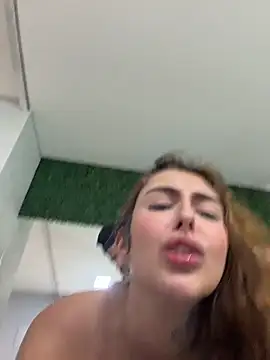 miiabellovic stripchat live cam model