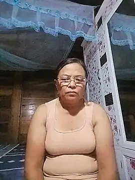 Marui-009 stripchat live cam model