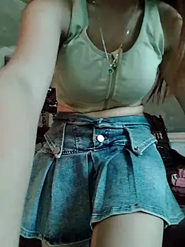 TrucBaby stripchat live cam model