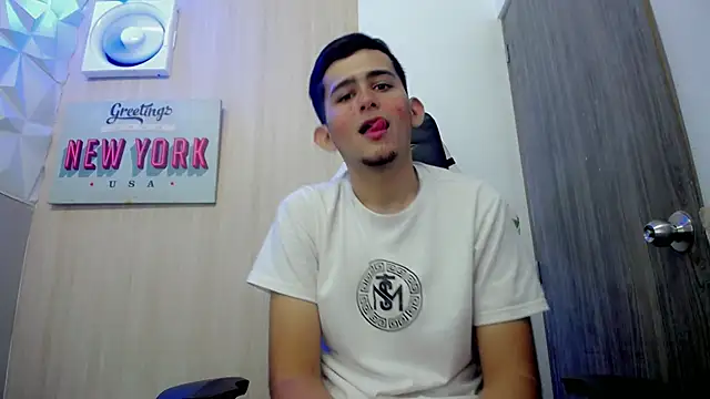 JaxBlue_ stripchat live cam model
