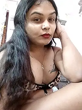 bablyyyy stripchat live cam model