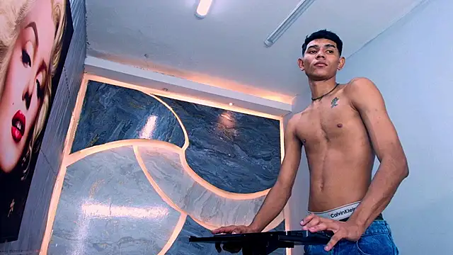sex_boy33_ stripchat live cam model