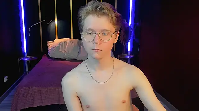 DanielSanders stripchat live cam model