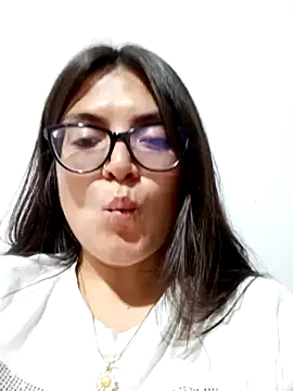 CarolineHot_04 stripchat live cam model