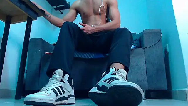 mastersmits stripchat live cam model