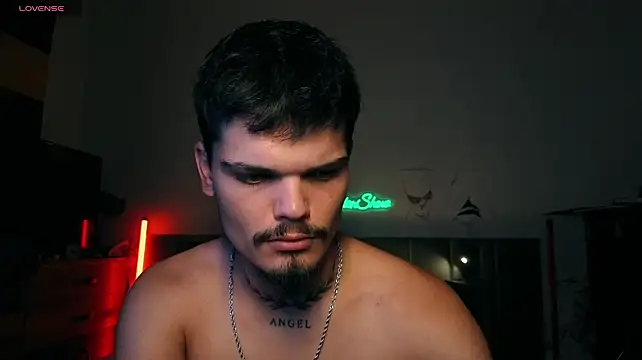 JordanShow stripchat live cam model