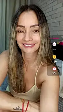 Loly_Horny stripchat live cam model