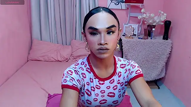 VivienneLuxe stripchat live cam model