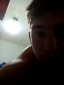 jhonluck2 stripchat live cam model
