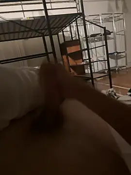 Bigspritzer77 stripchat live cam model
