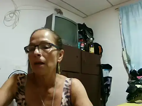 sexiigatica stripchat live cam model