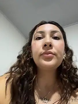 KittyObsession stripchat live cam model