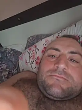 StrictBobby stripchat live cam model