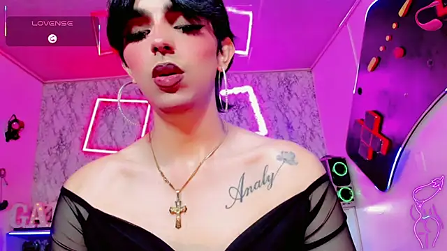 Maddye_Fox stripchat live cam model