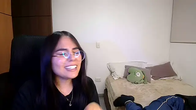 abbyyandmaxx stripchat live cam model