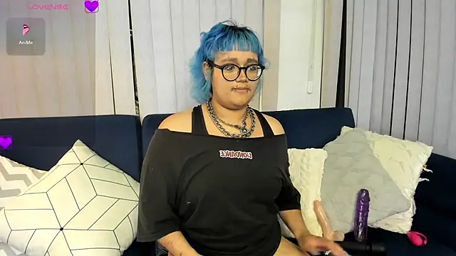 Blue_Cherry stripchat live cam model