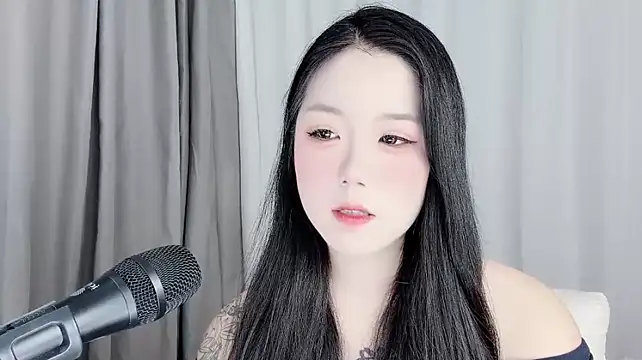 dalaopo6 stripchat live cam model