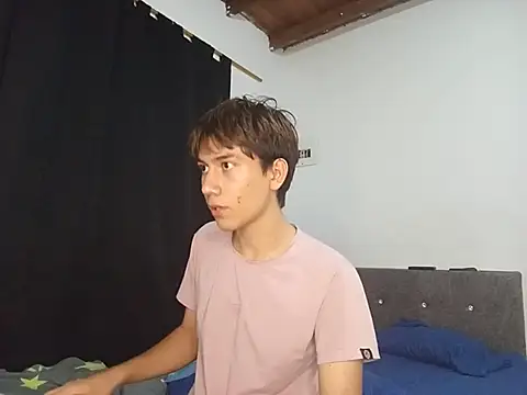 peter_seed1 stripchat live cam model