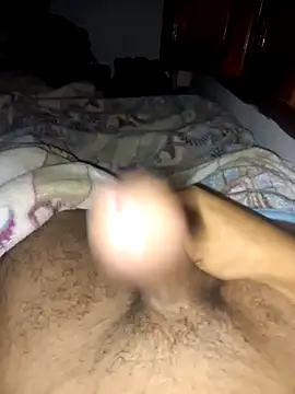 amin20cm stripchat live cam model