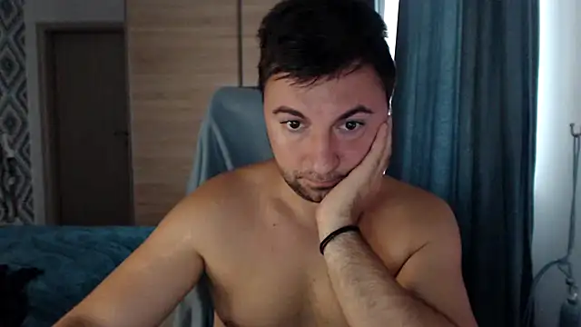 HankMalone stripchat live cam model
