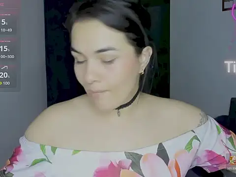 Babe-sofi stripchat live cam model