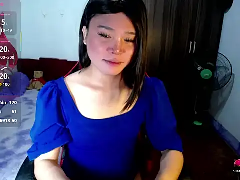 sofiathe1st stripchat live cam model