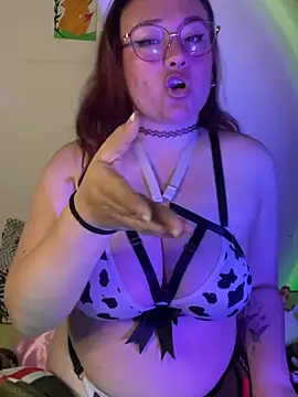 AliaMiller_ stripchat live cam model