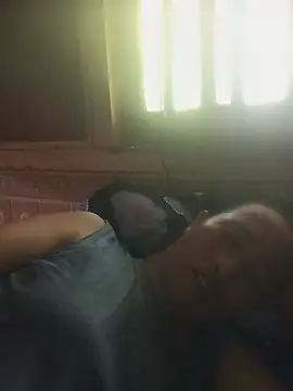 jerry-xx stripchat live cam model